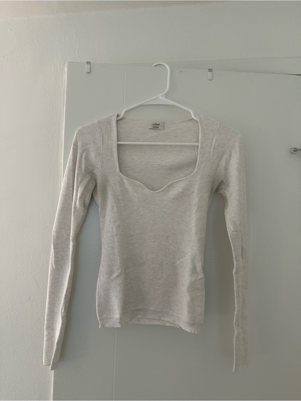 Aritzia Light Cream Ribbed Long-Sleeve Top